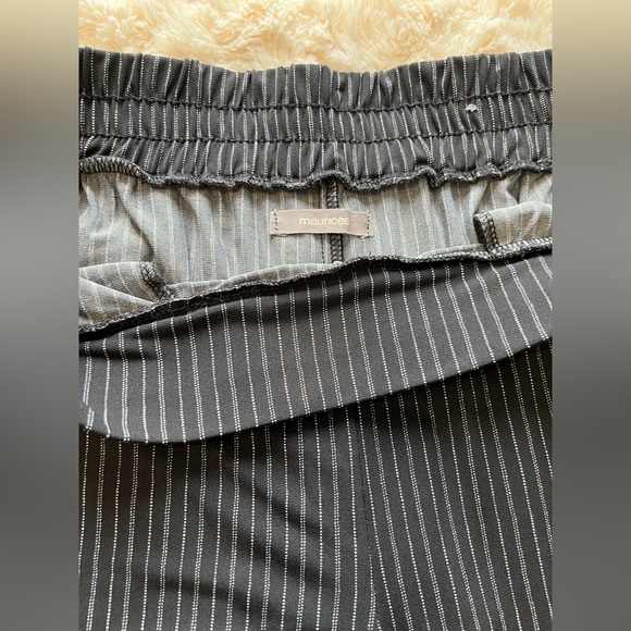 Maurice’s flowing dress pant - Picture 3 of 6